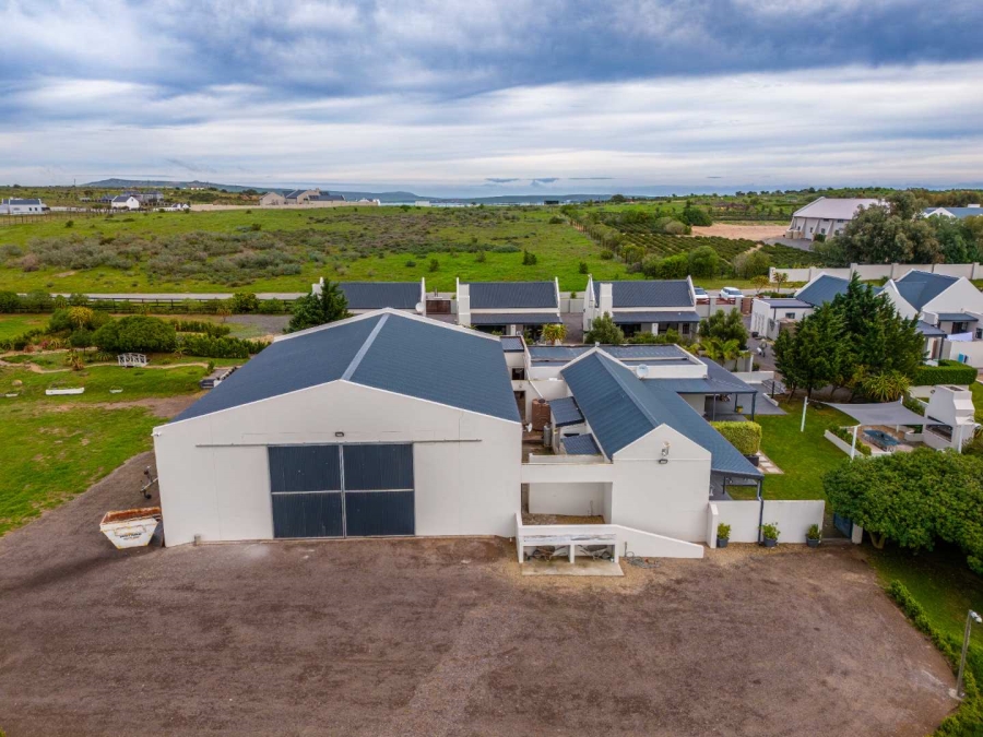 9 Bedroom Property for Sale in Oliphantskop Western Cape